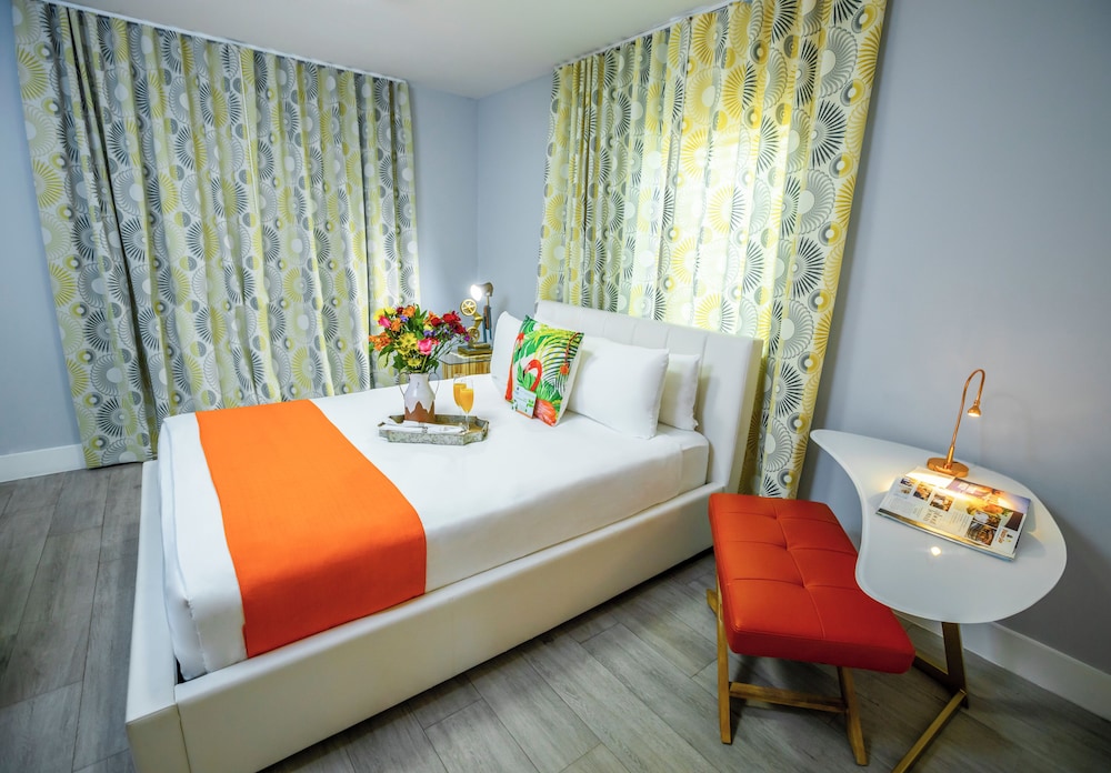 Seaside All Suites Hotel — Hotel rooms in Miami, Florida