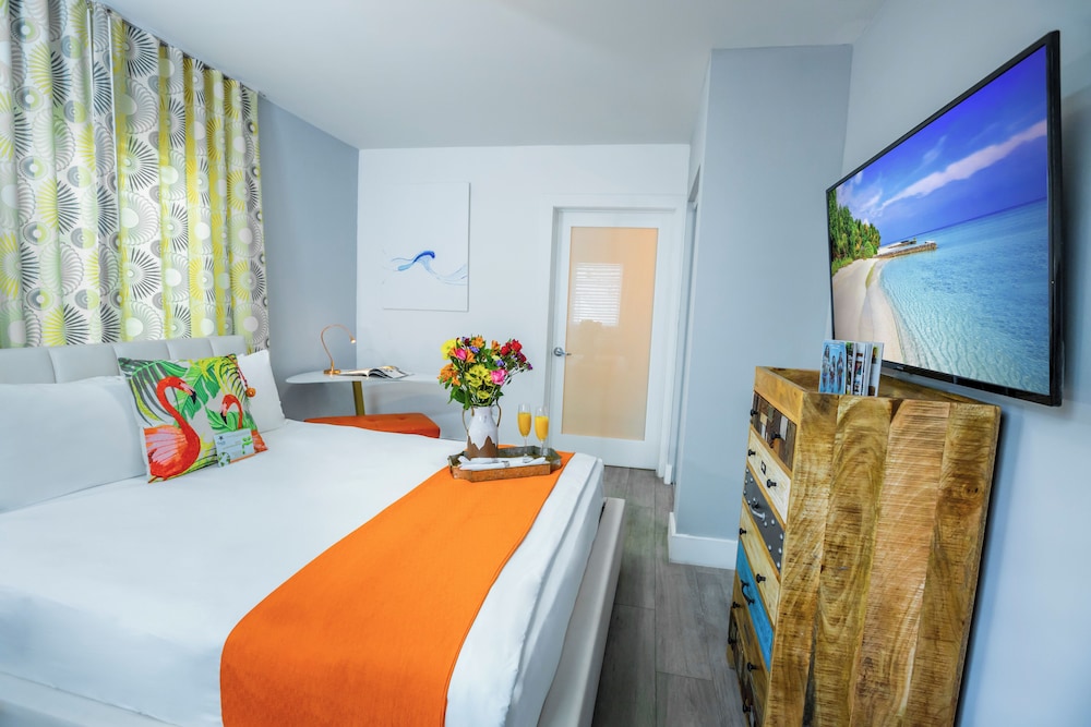 Seaside All Suites Hotel — Hotel rooms in Miami, Florida