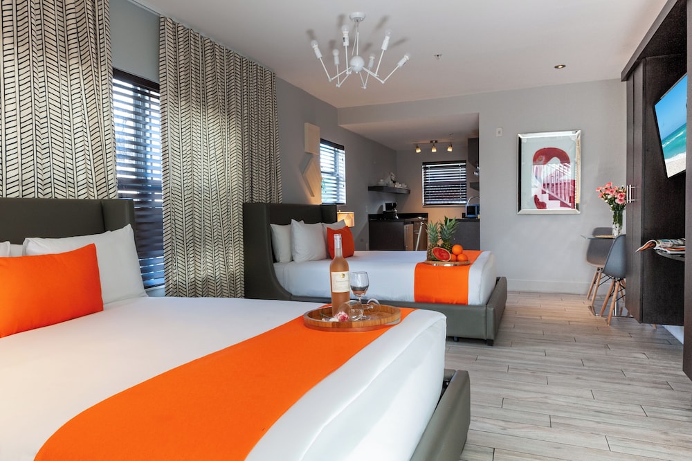 Seaside All Suites Hotel — Hotel rooms in Miami, Florida