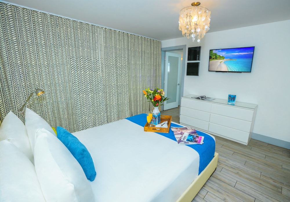 Seaside All Suites Hotel — Hotel rooms in Miami, Florida