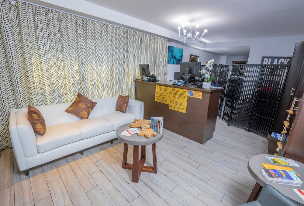 Seaside All Suites Hotel — Hotel rooms in Miami, Florida