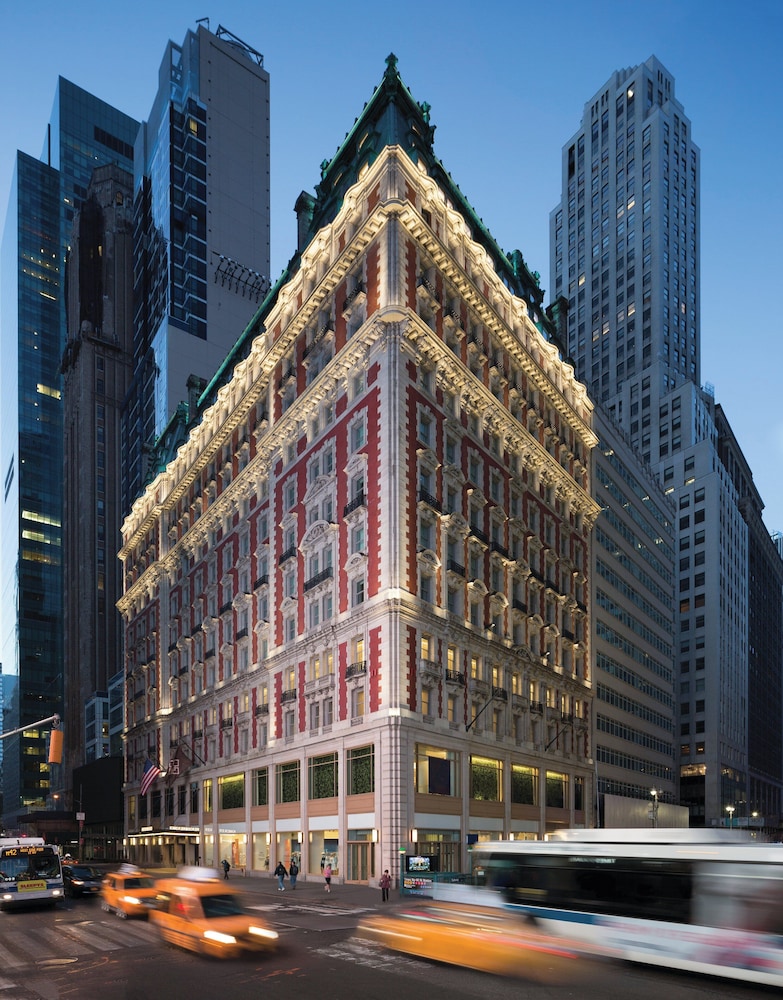 The Knickerbocker Hotel — Hotel building in New York City, New York State