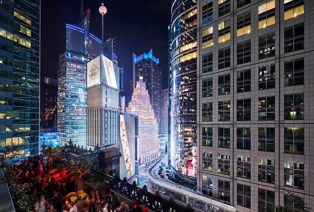The Knickerbocker Hotel — Attractions in the area in New York City, New York State