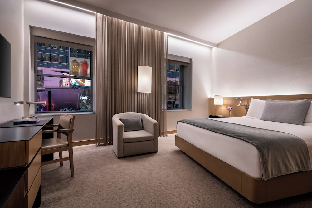 The Knickerbocker Hotel — Hotel rooms in New York City, New York State