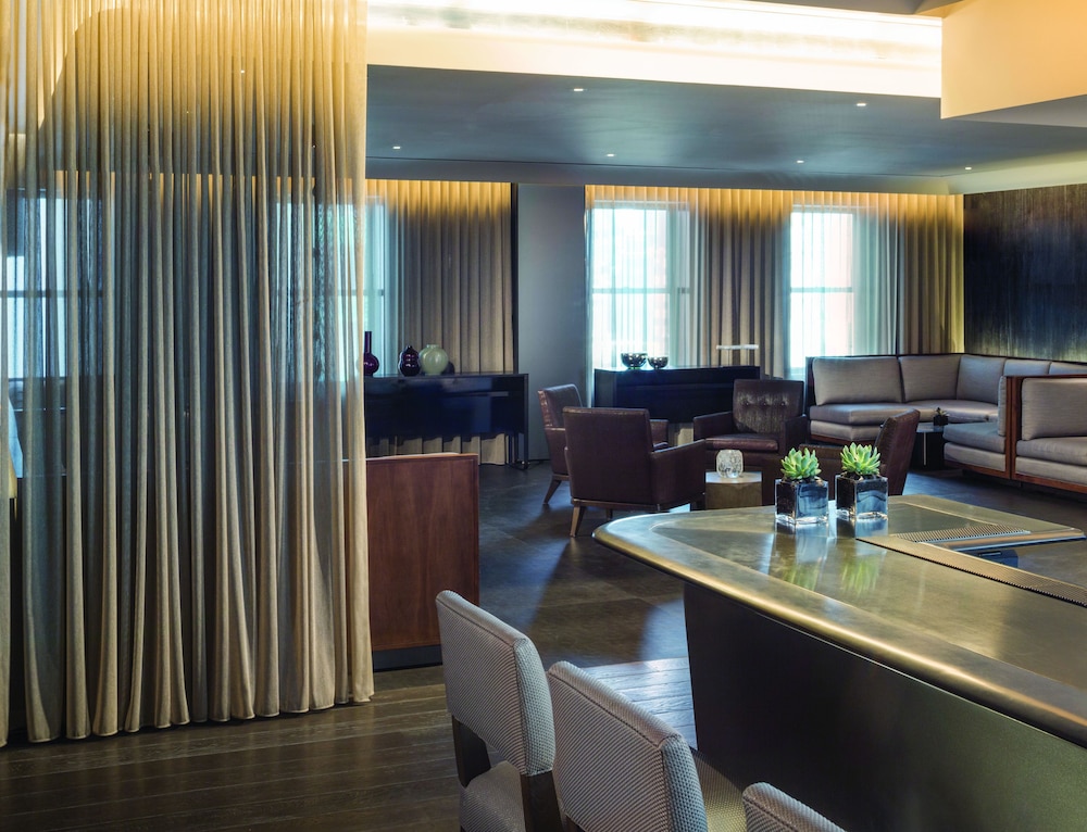 The Knickerbocker Hotel — Restaurant & bars in New York City, New York State