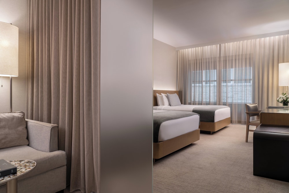 The Knickerbocker Hotel — Hotel rooms in New York City, New York State