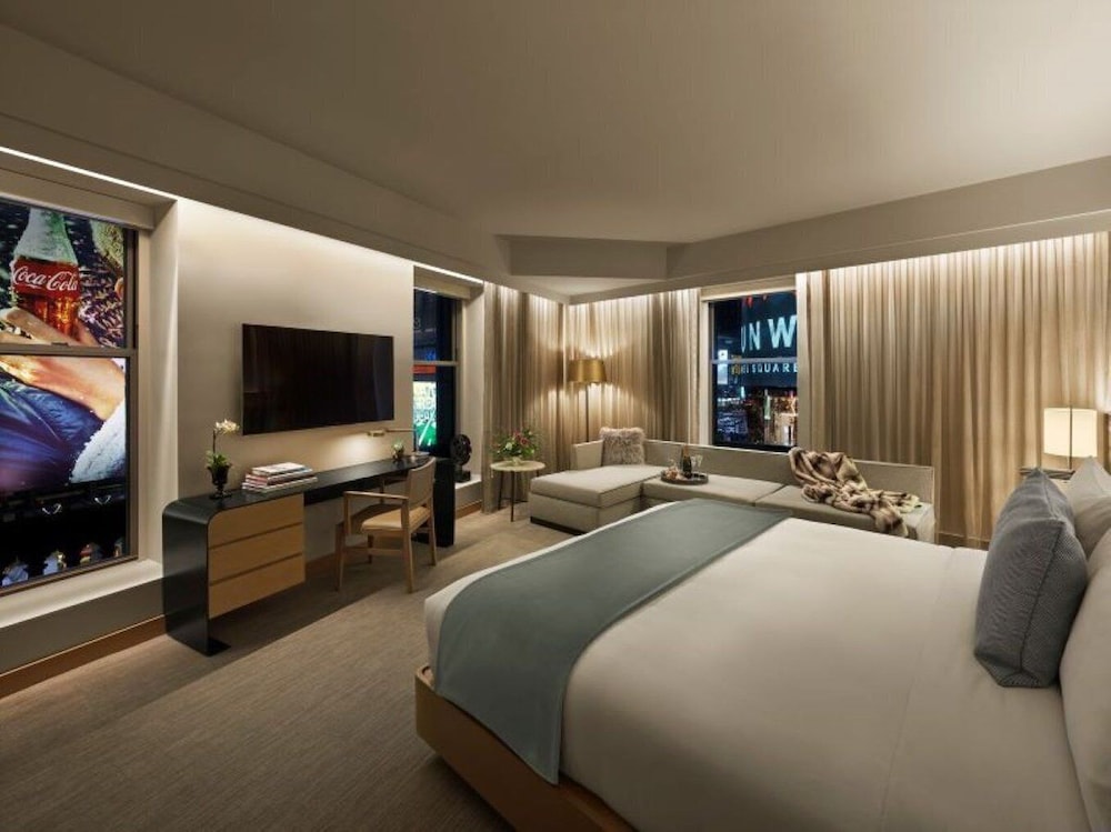 The Knickerbocker Hotel — Hotel rooms in New York City, New York State