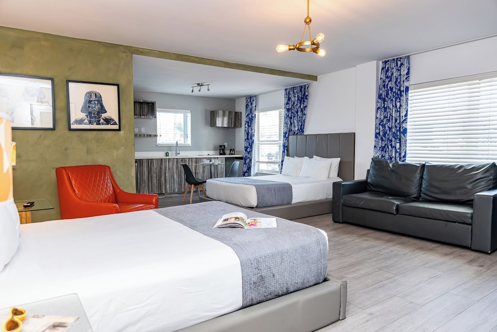 Beachside All Suites Hotel — Hotel rooms in Miami, Florida