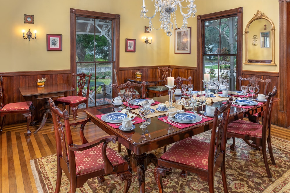 Amelia Island Williams House — Restaurant & bars in Amelia Island, Florida