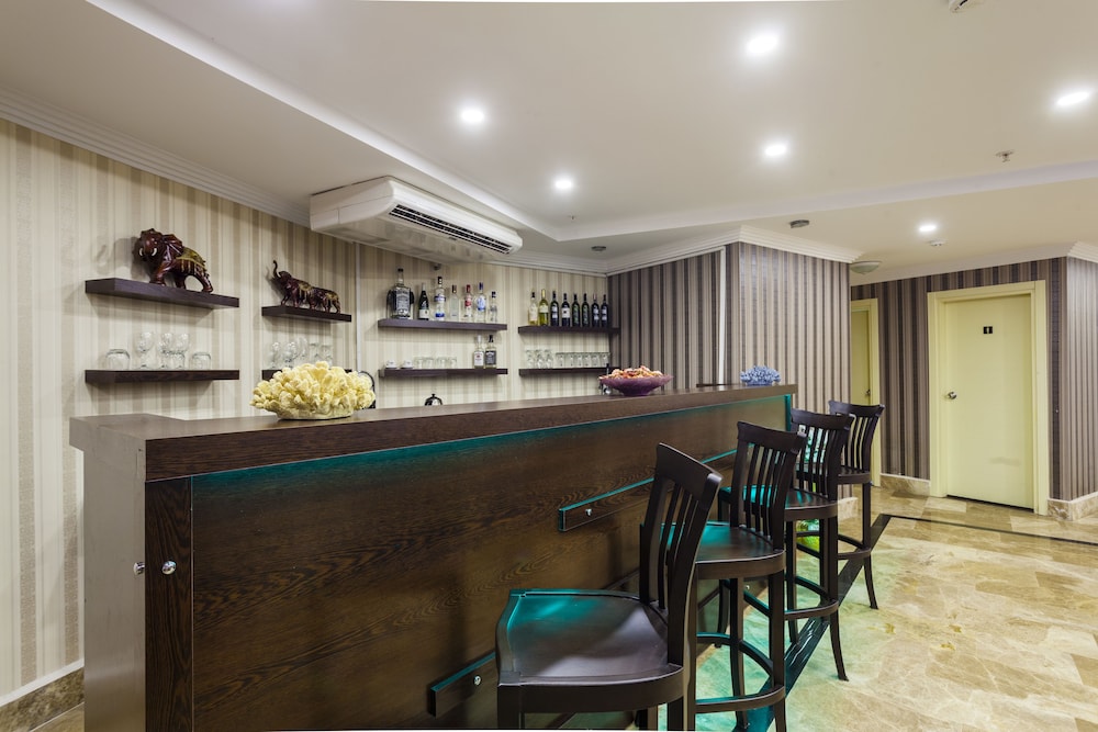Ayhan Hotel — Restaurant & bars in Antalya
