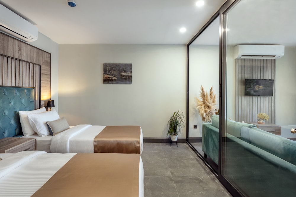 Rodinn Park Hotel — Hotel rooms in Antalya