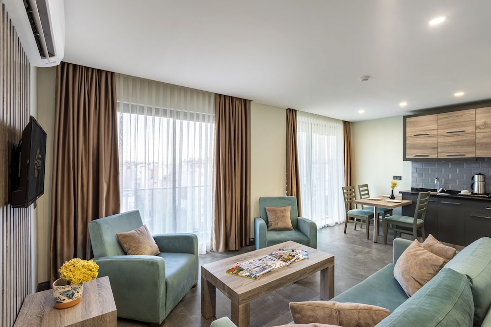 Rodinn Park Hotel — Hotel rooms in Antalya