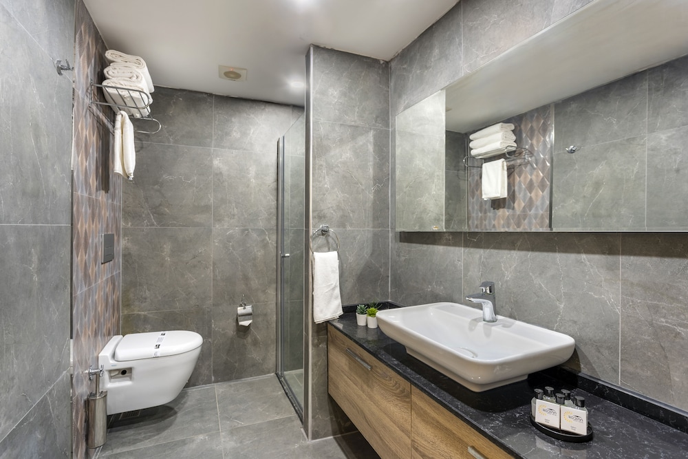 Rodinn Park Hotel — Hotel rooms in Antalya