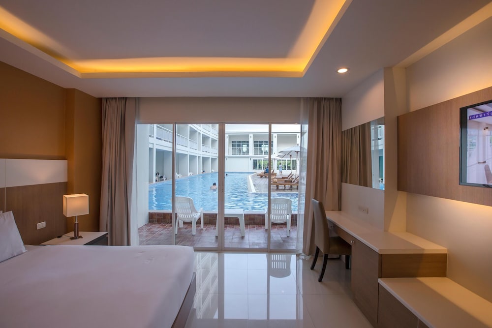 Chanalai Hillside Resort, Karon Beach — Hotel rooms in Karon, Phuket Province