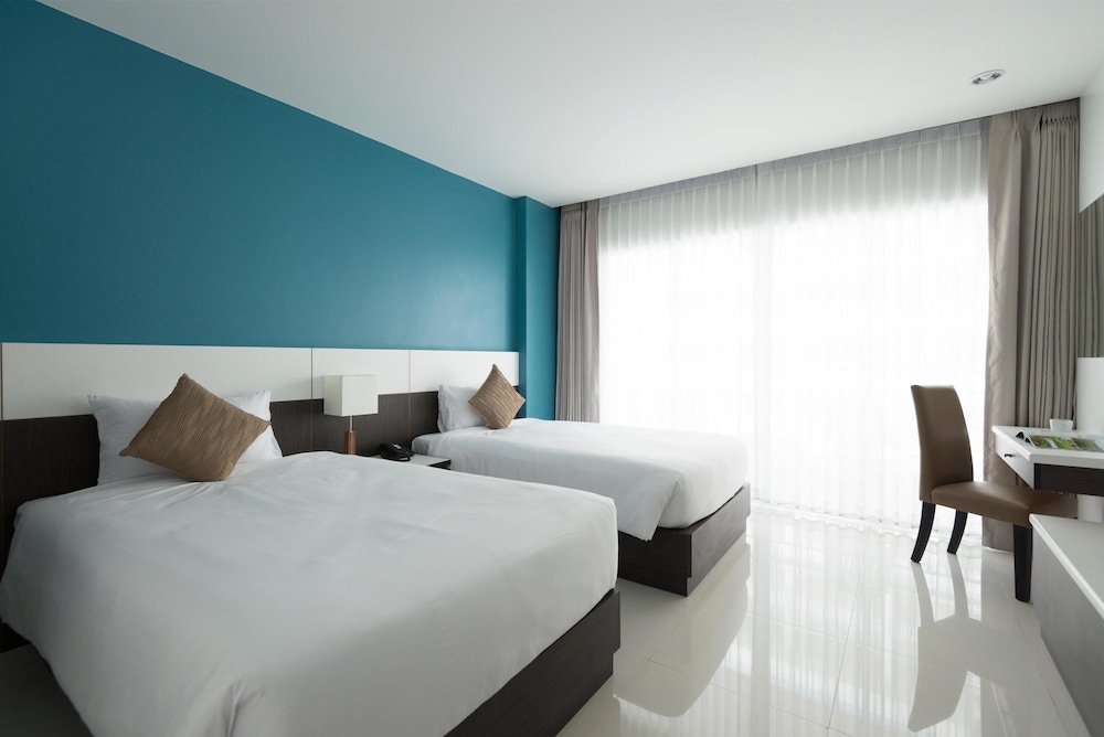 Chanalai Hillside Resort, Karon Beach — Hotel rooms in Karon, Phuket Province