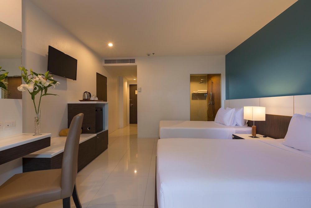 Chanalai Hillside Resort, Karon Beach — Hotel rooms in Karon, Phuket Province
