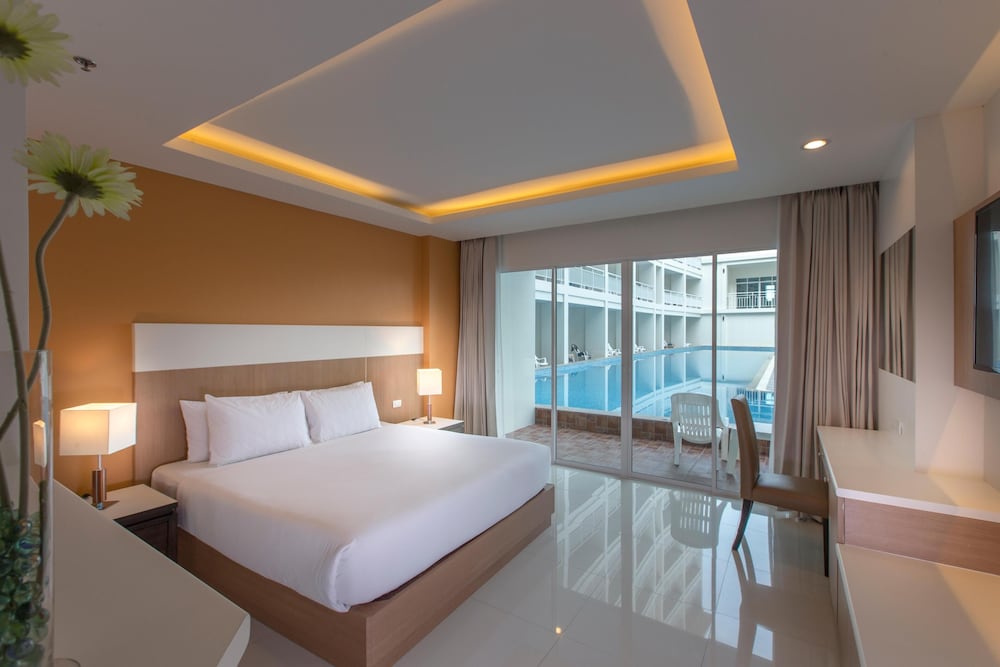 Chanalai Hillside Resort, Karon Beach — Hotel rooms in Karon, Phuket Province