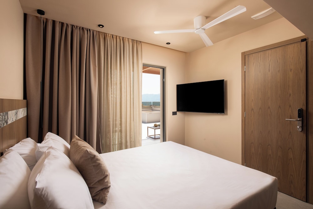 Cosmeen Lifestyle Boutique Stay — Hotel rooms in Hersonissos