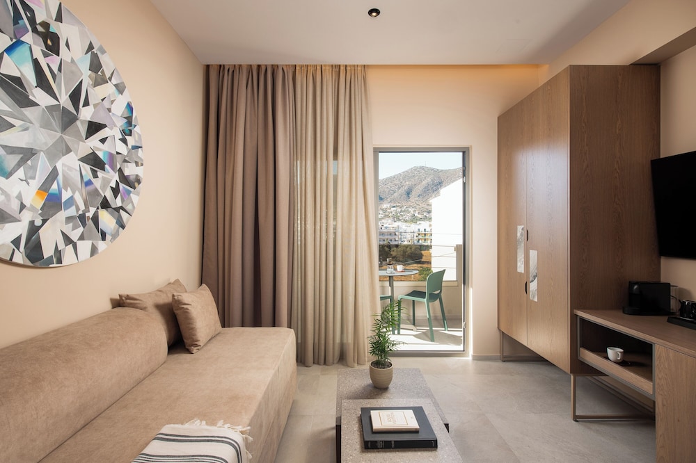 Cosmeen Lifestyle Boutique Stay — Hotel rooms in Hersonissos
