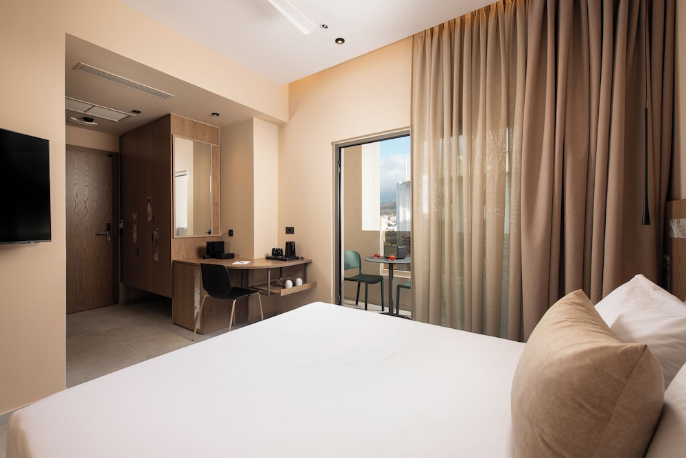 Cosmeen Lifestyle Boutique Stay — Hotel rooms in Hersonissos
