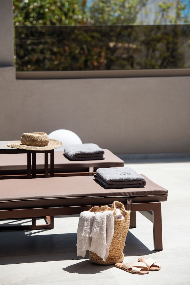 Cosmeen Lifestyle Boutique Stay — Swimming pool in Hersonissos