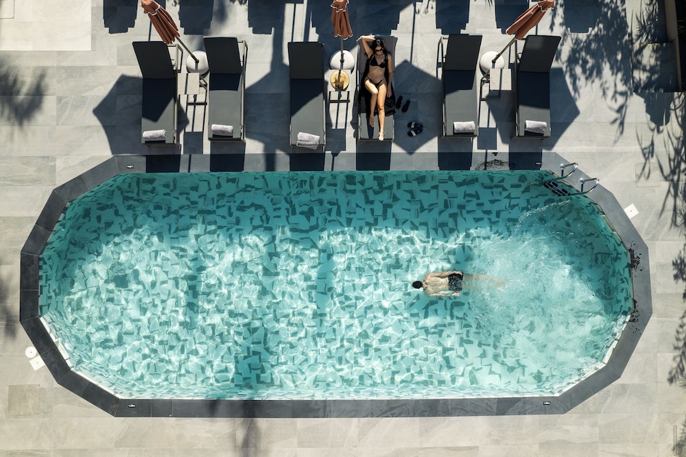 Cosmeen Lifestyle Boutique Stay — Swimming pool in Hersonissos