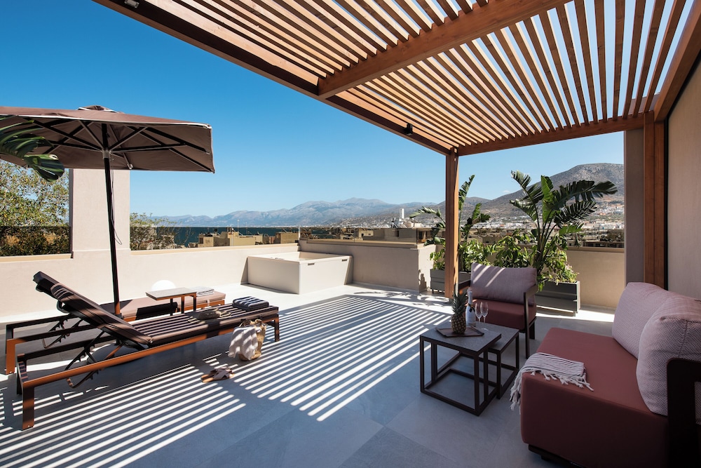 Cosmeen Lifestyle Boutique Stay — Spa in Hersonissos