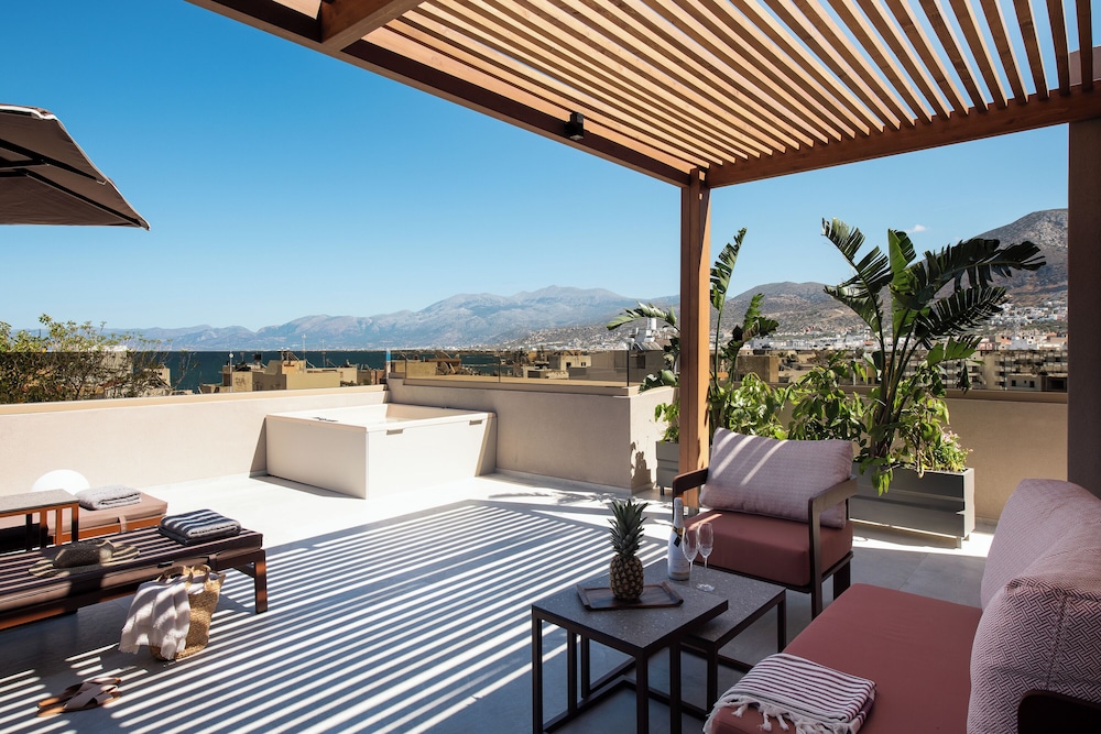 Cosmeen Lifestyle Boutique Stay — Hotel rooms in Hersonissos