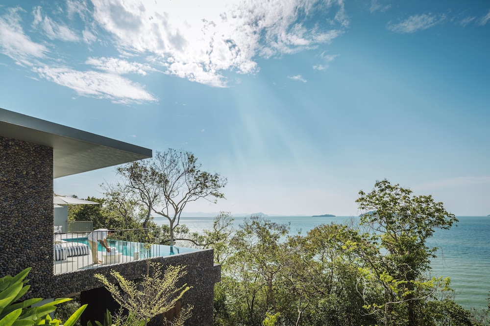 COMO Point Yamu, Phuket — Swimming pool in Pa Klok, Phuket Province