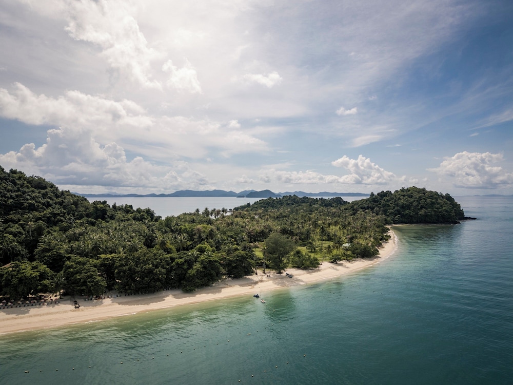 COMO Point Yamu, Phuket — Beach in Pa Klok, Phuket Province
