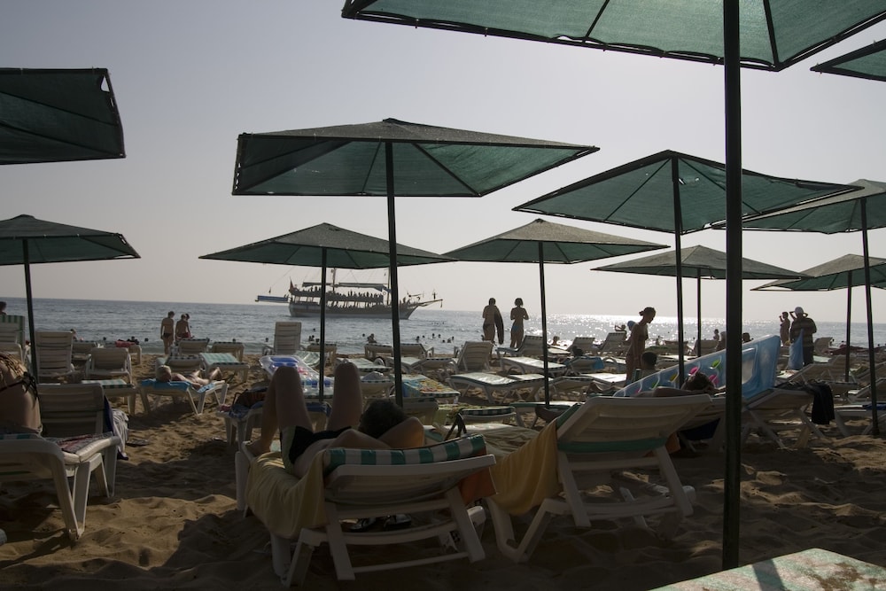 Arabella World Hotel — Beach in Alanya