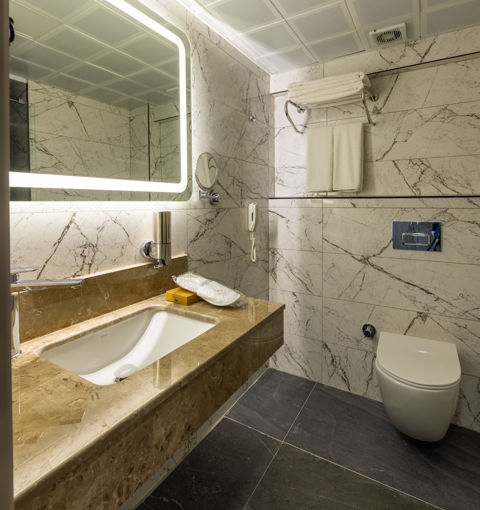 Belenli Resort Hotel — Hotel rooms in Belek