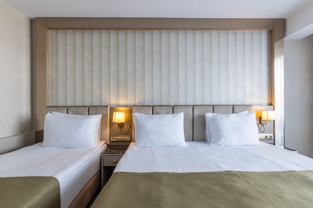 Belenli Resort Hotel — Hotel rooms in Belek