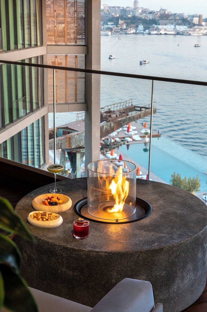 Rixos Tersane Istanbul — Restaurant & bars in Istanbul, Istanbul