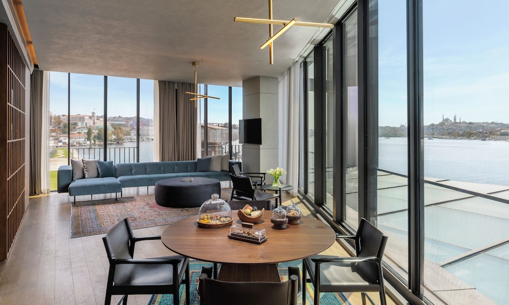 Rixos Tersane Istanbul — Hotel rooms in Istanbul, Istanbul