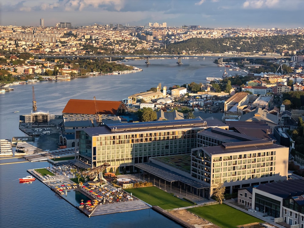 Rixos Tersane Istanbul — Hotel building in Istanbul, Istanbul