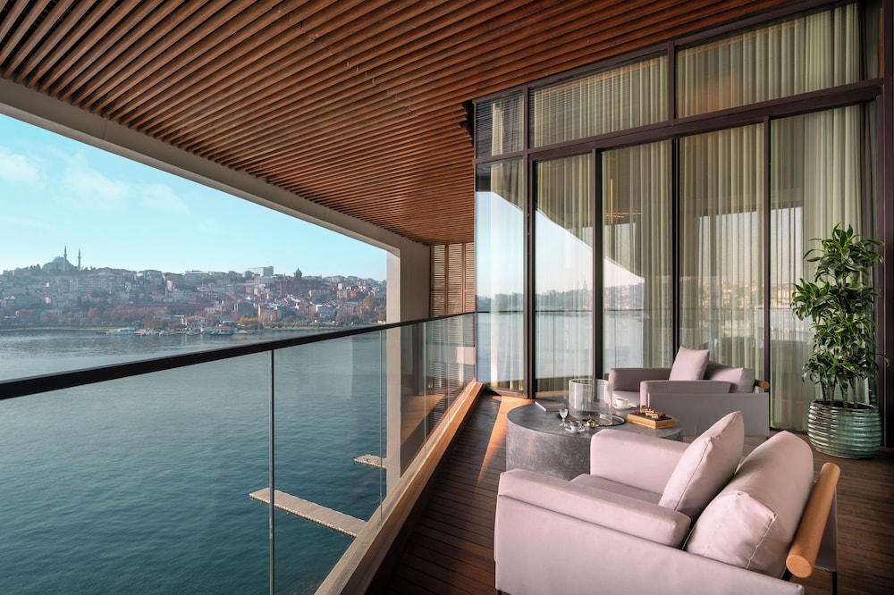 Rixos Tersane Istanbul — Hotel rooms in Istanbul, Istanbul