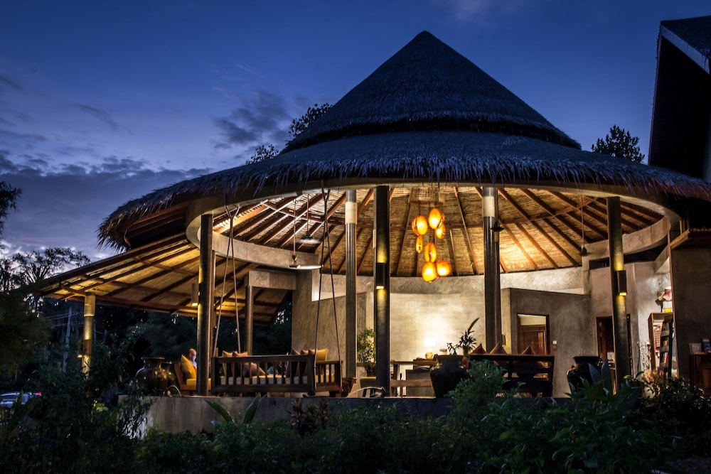 Sea Dance Resort — Restaurant & bars in Bo Phut, Surat Thani
