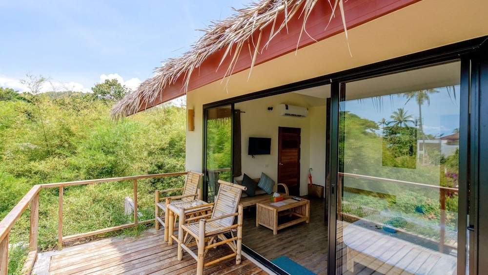 Sea Dance Resort — Hotel rooms in Bo Phut, Surat Thani