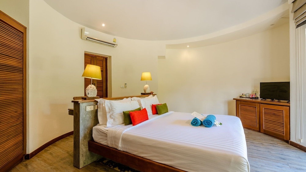 Sea Dance Resort — Hotel rooms in Bo Phut, Surat Thani