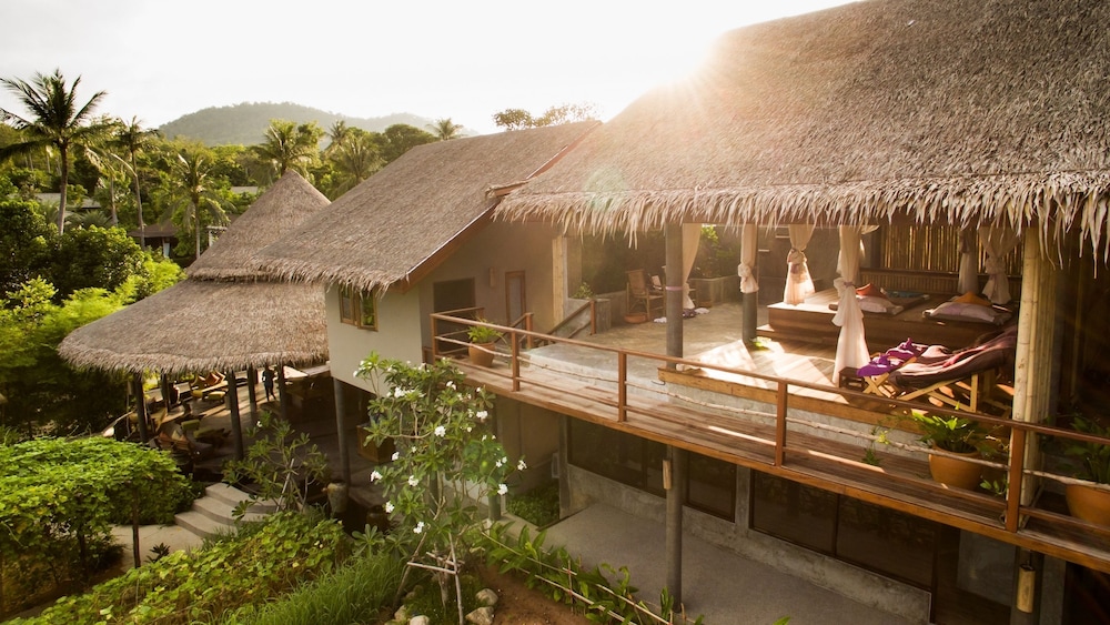 Sea Dance Resort — Hotel building in Bo Phut, Surat Thani