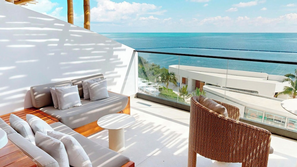 AVA Resort Cancun — Rooms in Cancun, Quintana Roo