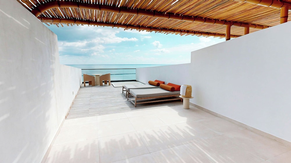 AVA Resort Cancun — Rooms in Cancun, Quintana Roo