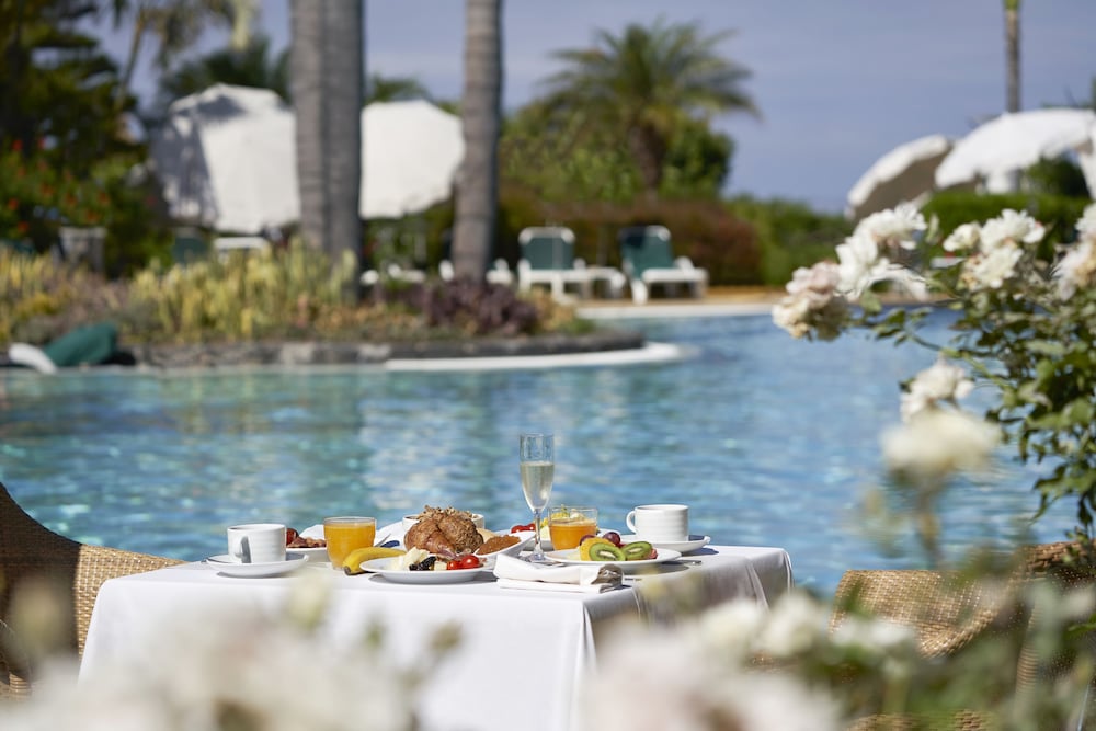 The Residence Porto Mare, by PortoBay — Swimming pool in Funchal, Madeira
