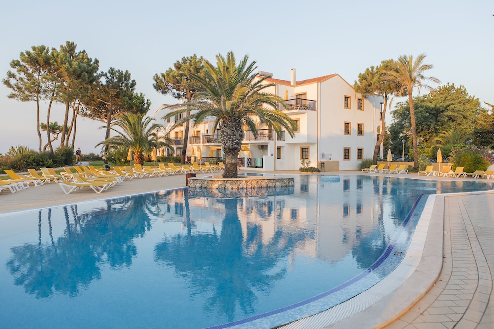 Alfagar Village — Swimming pool in Albufeira, Faro