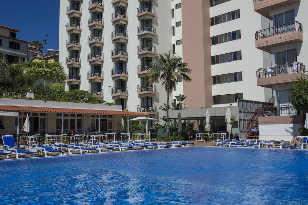 Dorisol Mimosa Studio Hotel — Main photo in Funchal, Madeira