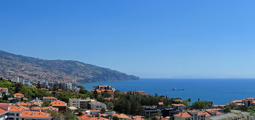 Dorisol Mimosa Studio Hotel — Attractions in the area in Funchal, Madeira