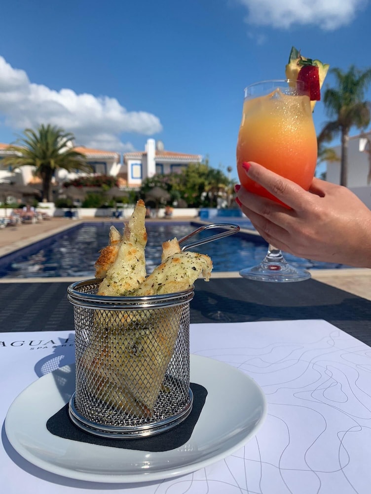 Agua Hotels Vila Branca — Restaurant & bars in Lagos, Faro