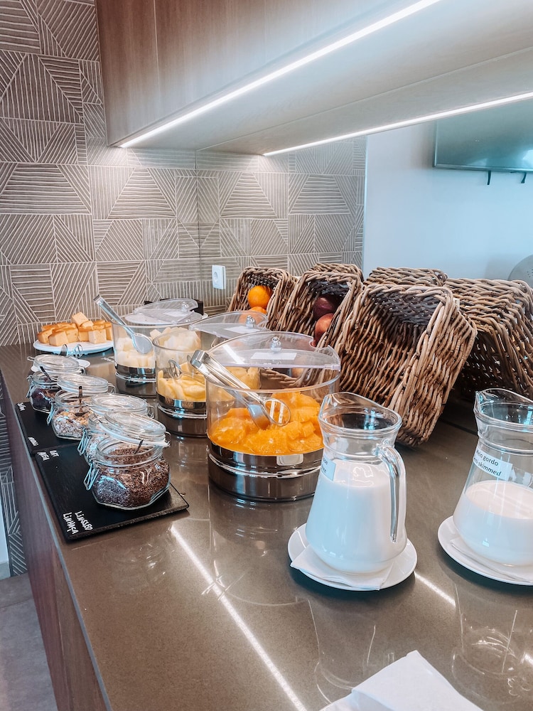 Agua Hotels Vila Branca — Restaurant & bars in Lagos, Faro