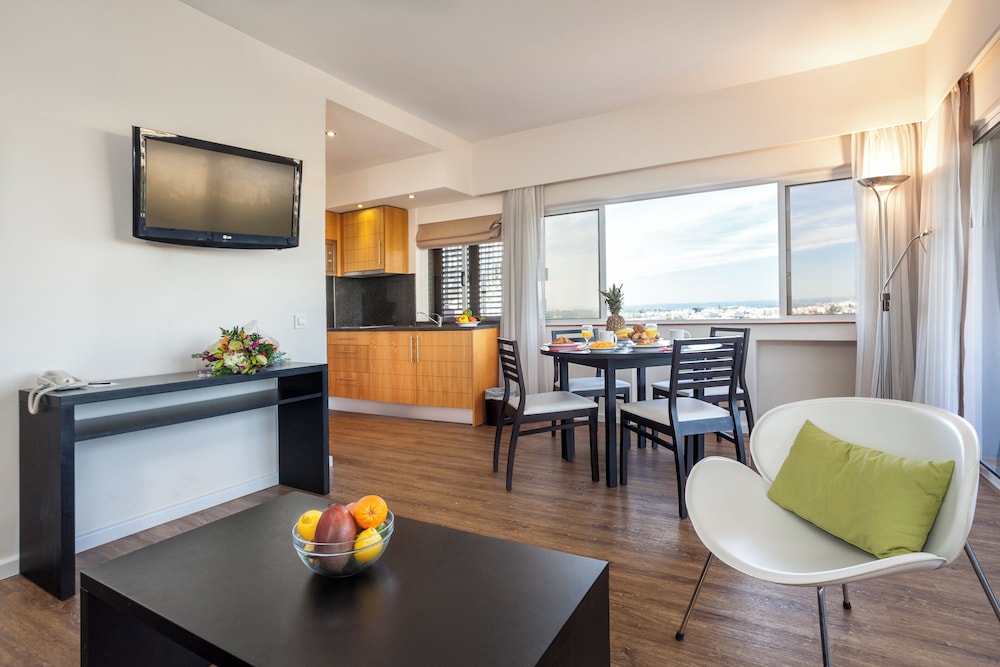 Alvor Atlântico Residences — Hotel rooms in Alvor, Faro
